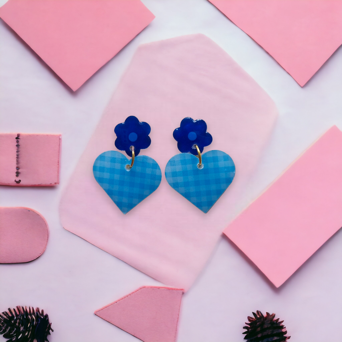 Blue Plaid Blue Daisy Heart Flower Dangle Earrings