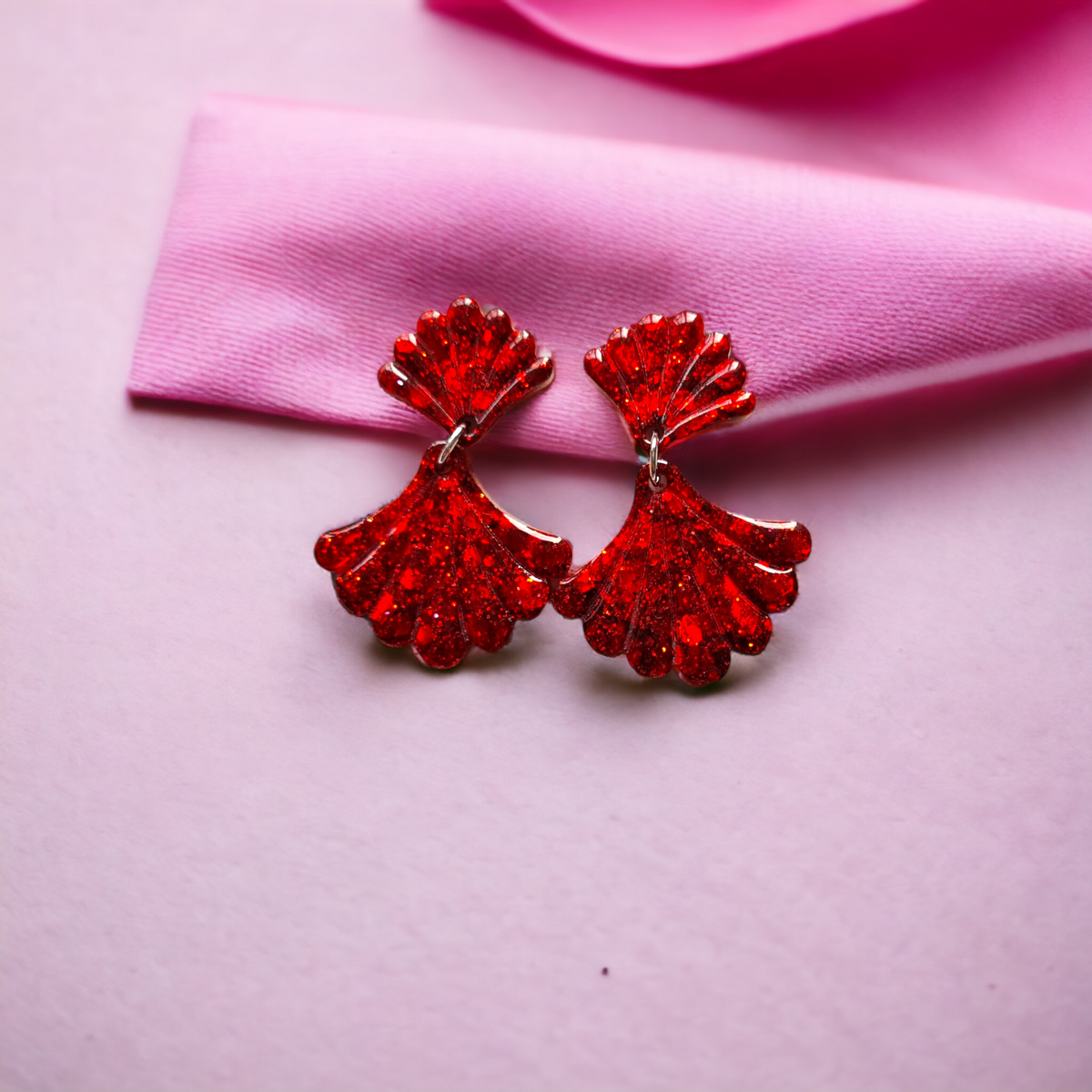 Art deco red glitter earrings