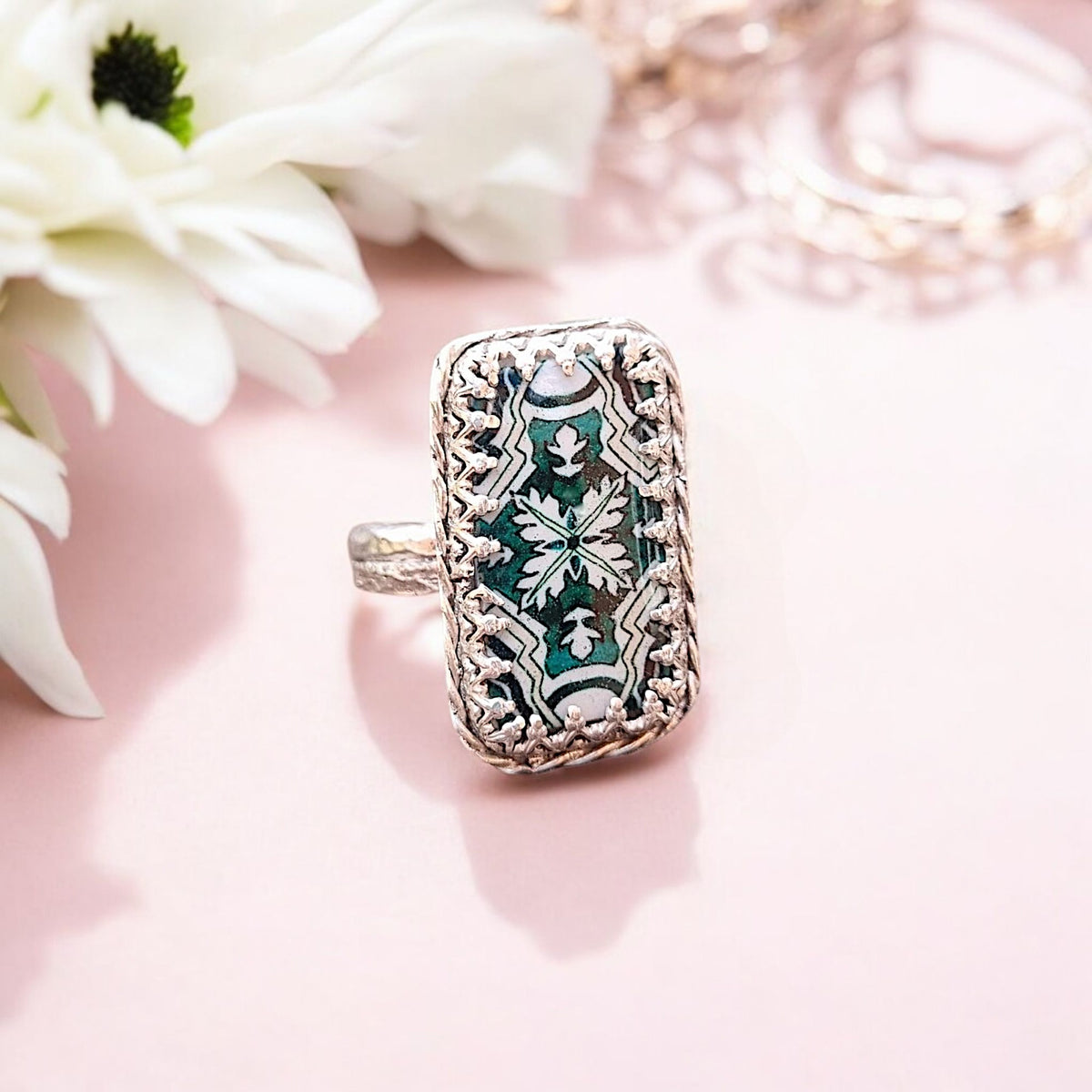 Rectangular Green Mosaic Chunky Ring