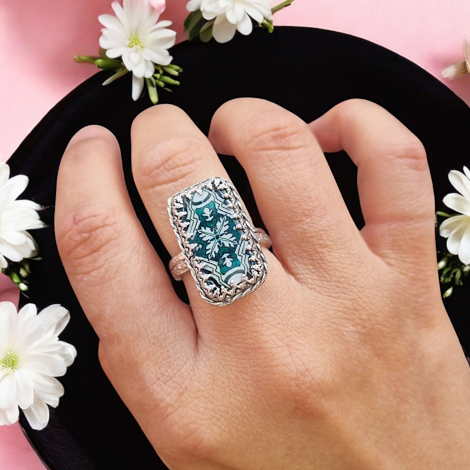 Rectangular Green Mosaic Chunky Ring
