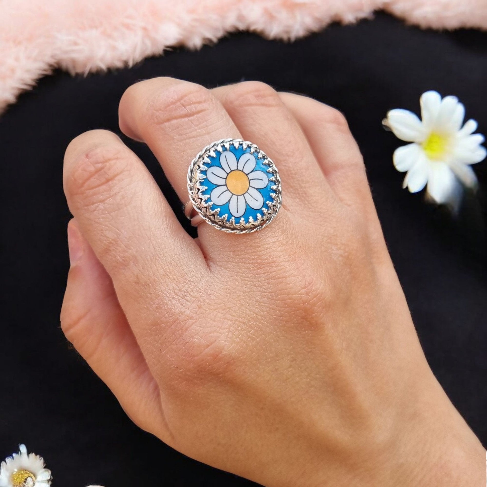 Chunky Blue Daisy Ring