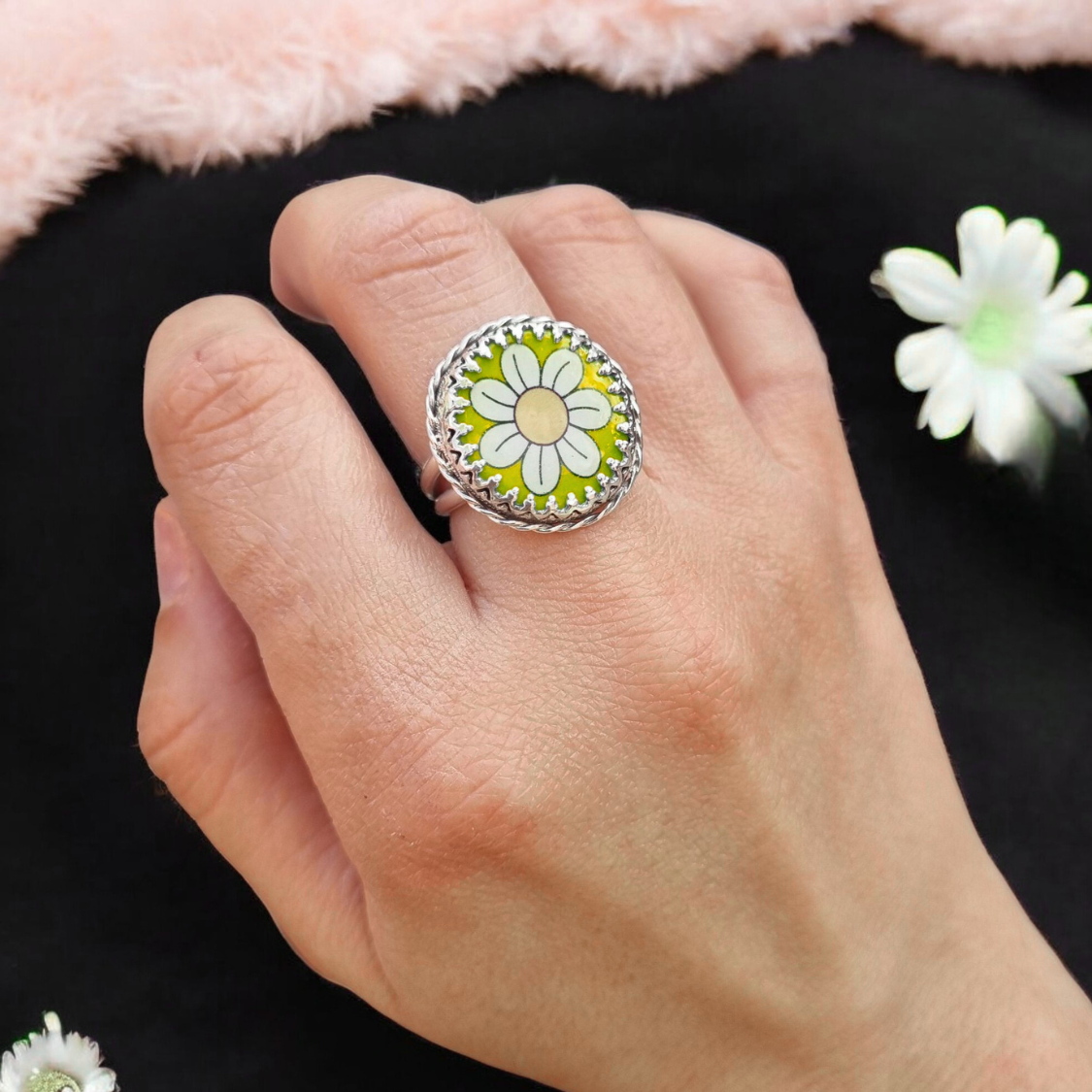 Chunky Green Daisy Ring