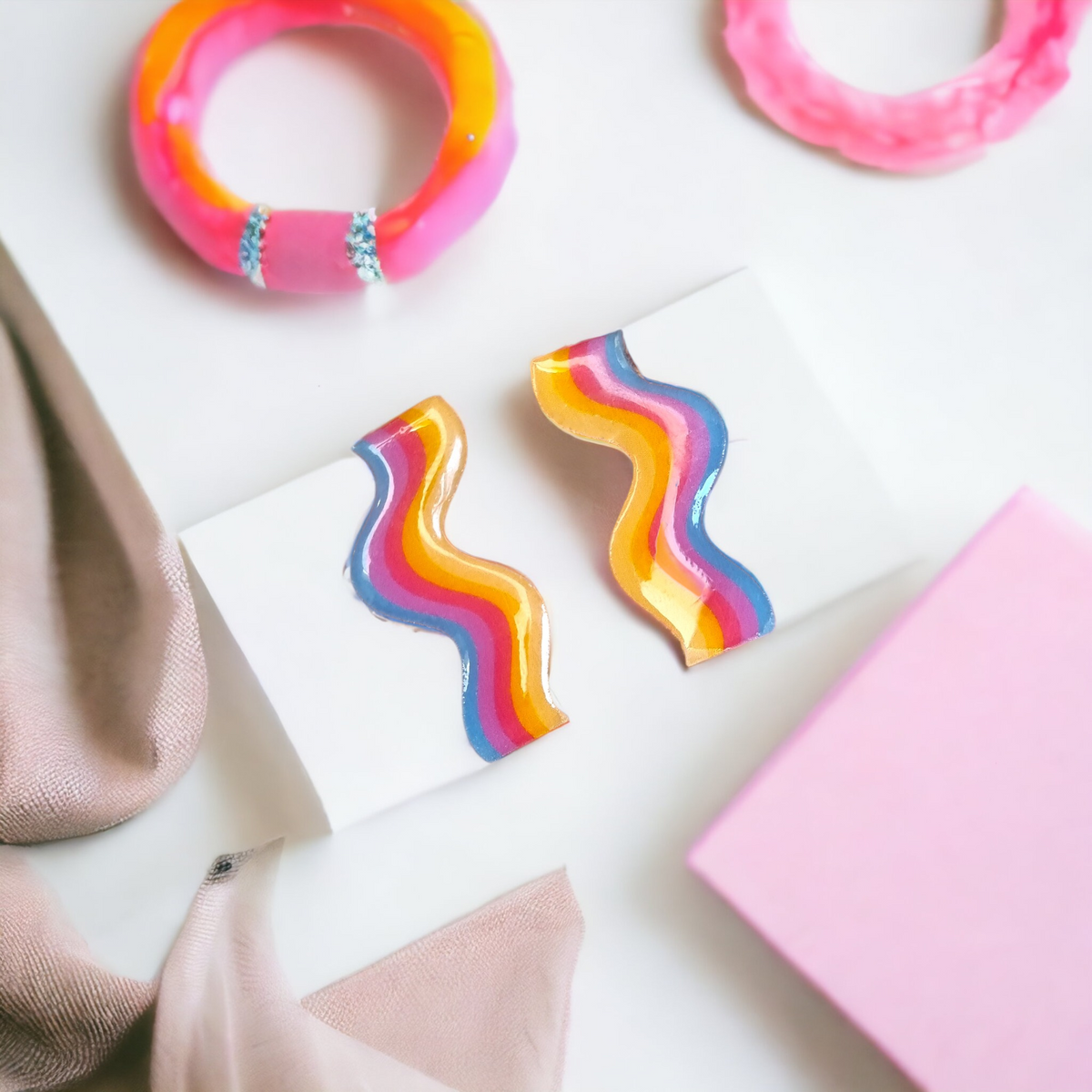 Large Rainbow Wiggle Statement Stud Earrings