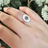 Dainty Daisy Ring